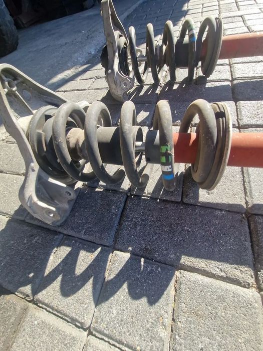 Amortyzator sprężyna macpherson Audi A4 B7 przód 8E0413031CN