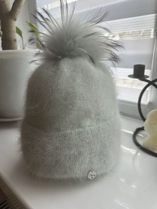 Шапка жіноча ангора Єнотик бубон