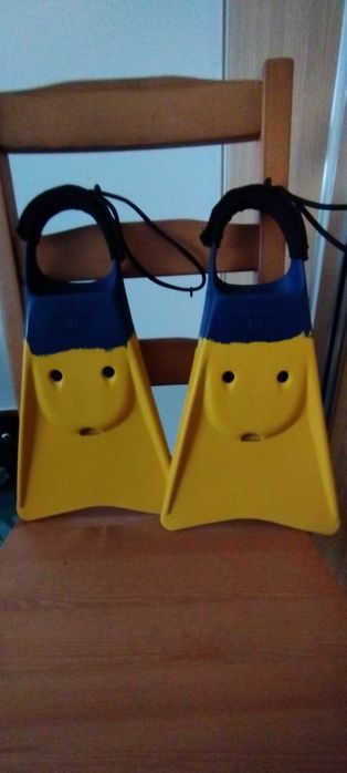 Pés pato pouco usados