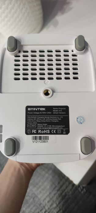 Проектор Byinyek х15 + екран 120"
