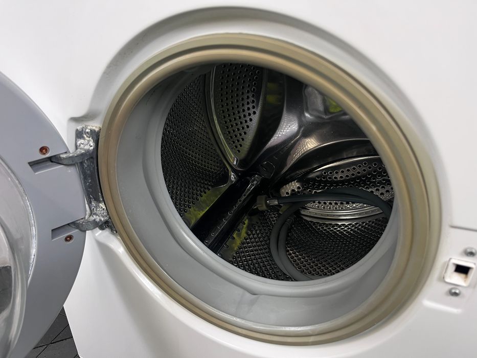 Pralka Bosch Wzmocniona Niemcy  6 Kg/1000 Ob / A+ /Dostawa/Gwarancja