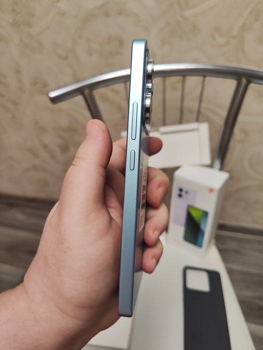 ИГРОВОЙ Xiaomi redmi note 13 Pro 5G, память 8+8-256гиг, как новый.