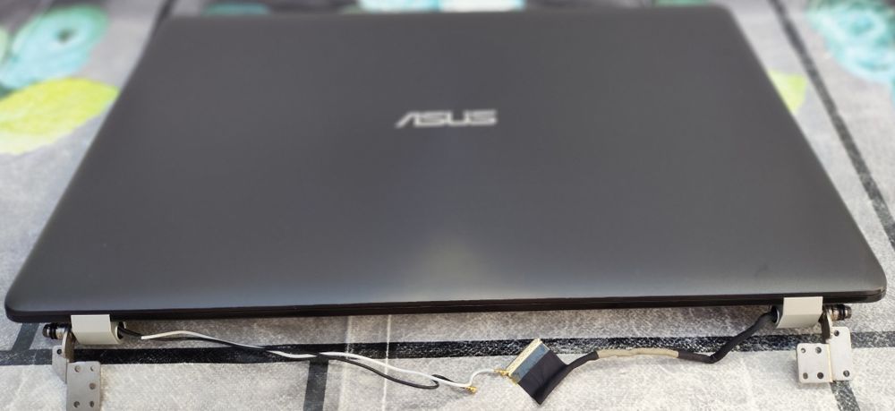 Display ASUS K750J vários peças