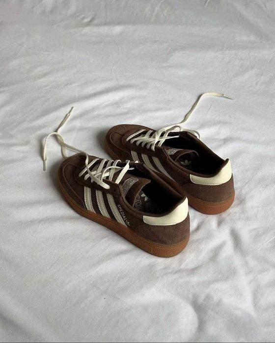 Oryginalne buty adidas damskie Buty HANDBALL brązowy R.40