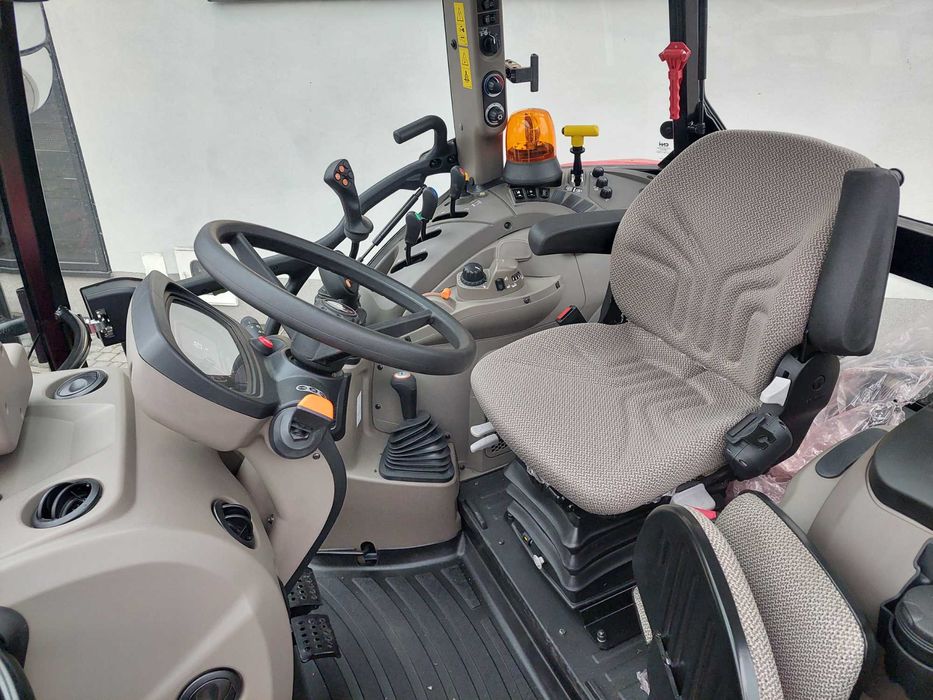 Ciągnik Rolniczy Case IH Farmall 100 C HILO - Doposażona opcja !