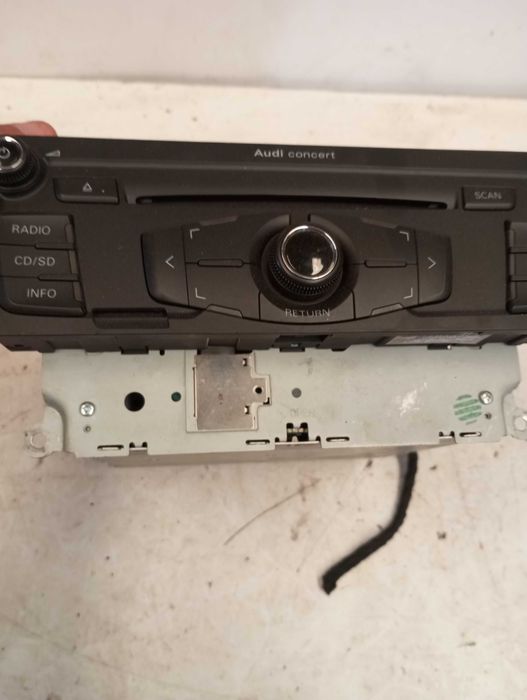 Auto-Rádio Audi Concert + Ecrã LCD - Audi A4 B8 / A5 8T / Q5 8R (Originais)