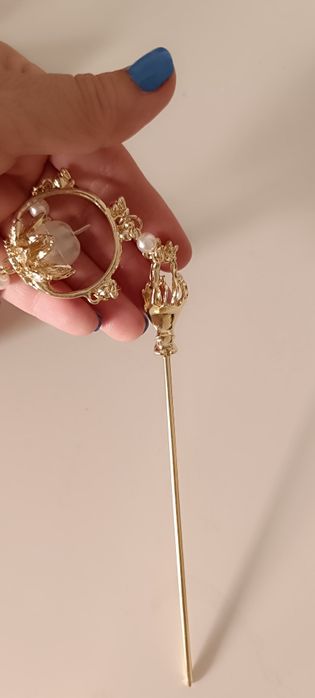 Acessório para prender cabelo. Rosa e dourado. Novo