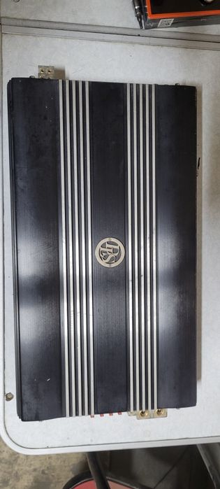 Підсилювач для саба моноблок dls