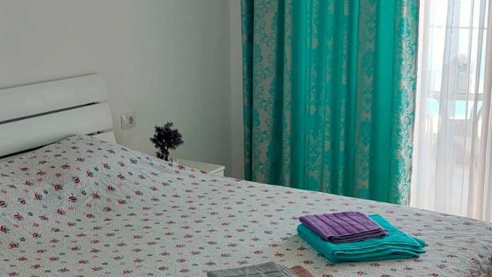 ТОП! Квартира на первой линии! в Черногории (Бар) бассейн 99 000 €