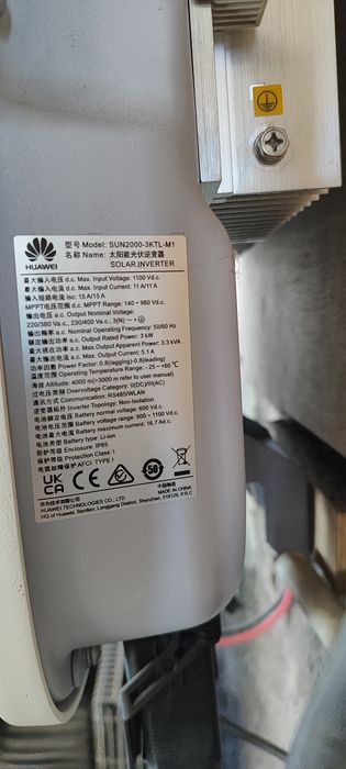Inversor solar híbrido Huawei trifásico