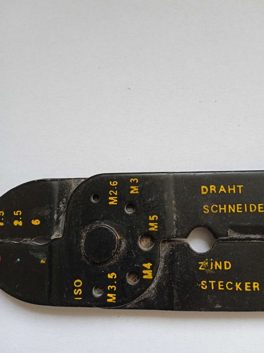 Ściągacz izolacji kabli przewodów - Zaciskarka.