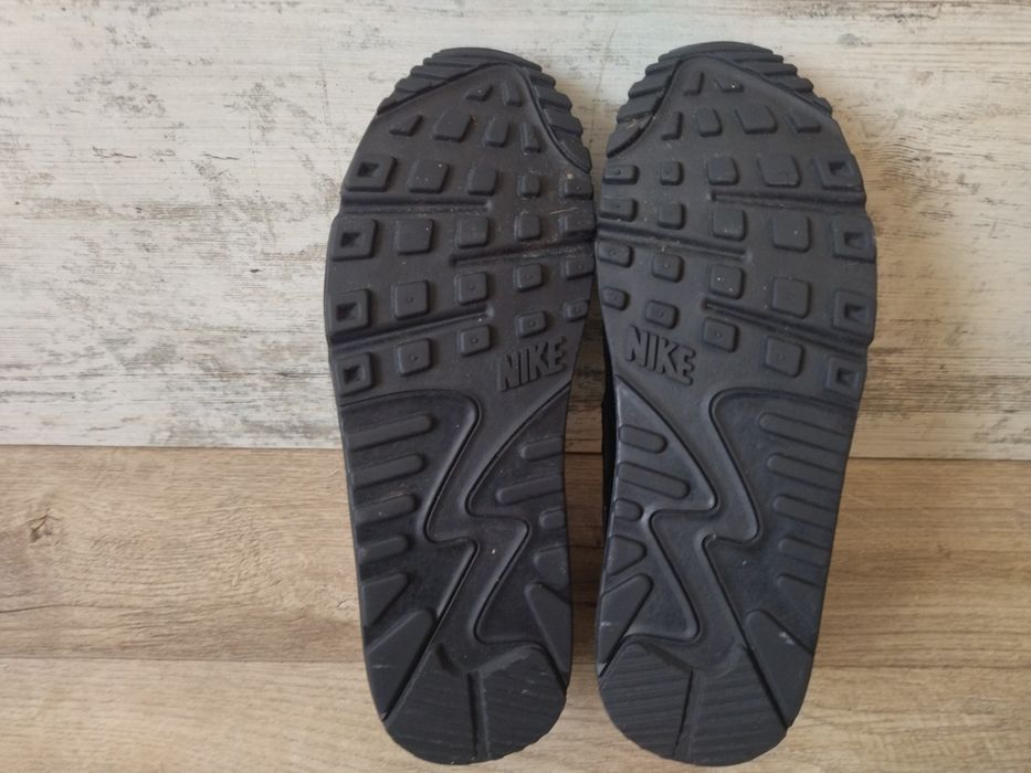 Жіночі кросівки Nike air max 90.
