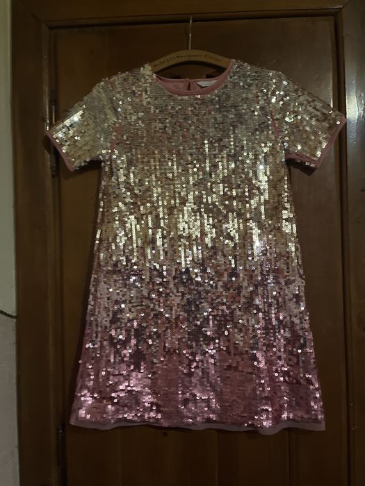 Сукня для дівчинки святкова