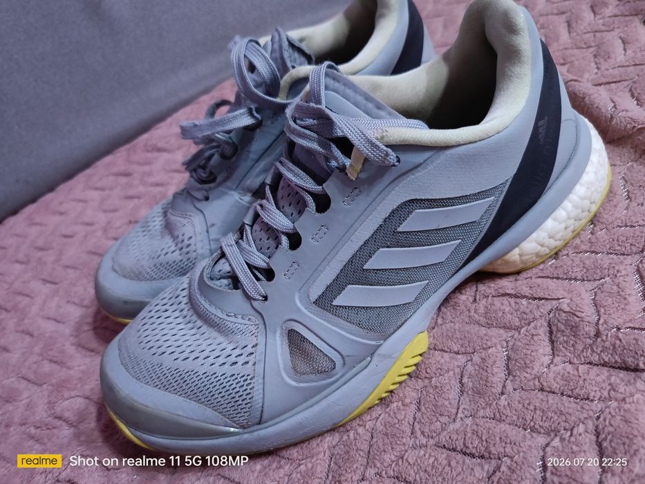 Buty firmy Adidas.