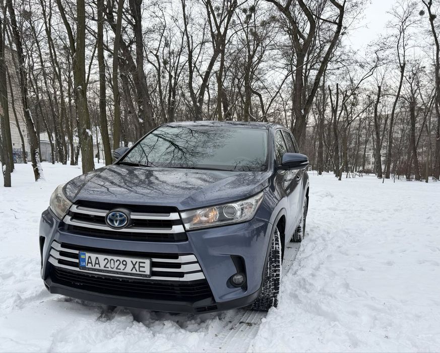 Toyota Highlander Hybrid 2018 року