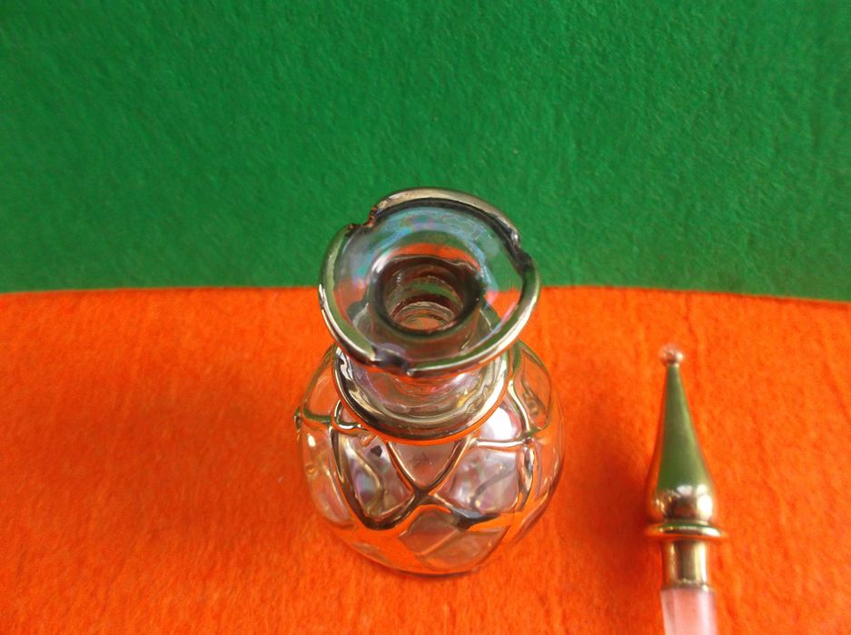 Antigo  Frasco de Perfume
