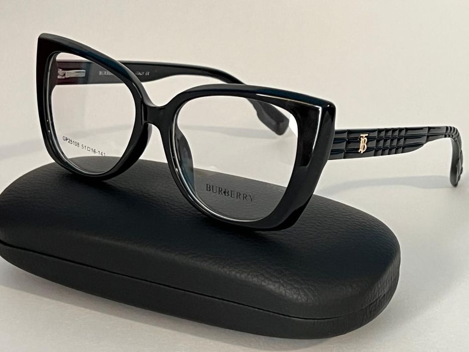 BURBERRY czarne nowe damskie oprawki korekcyjne zerowki zlote logo