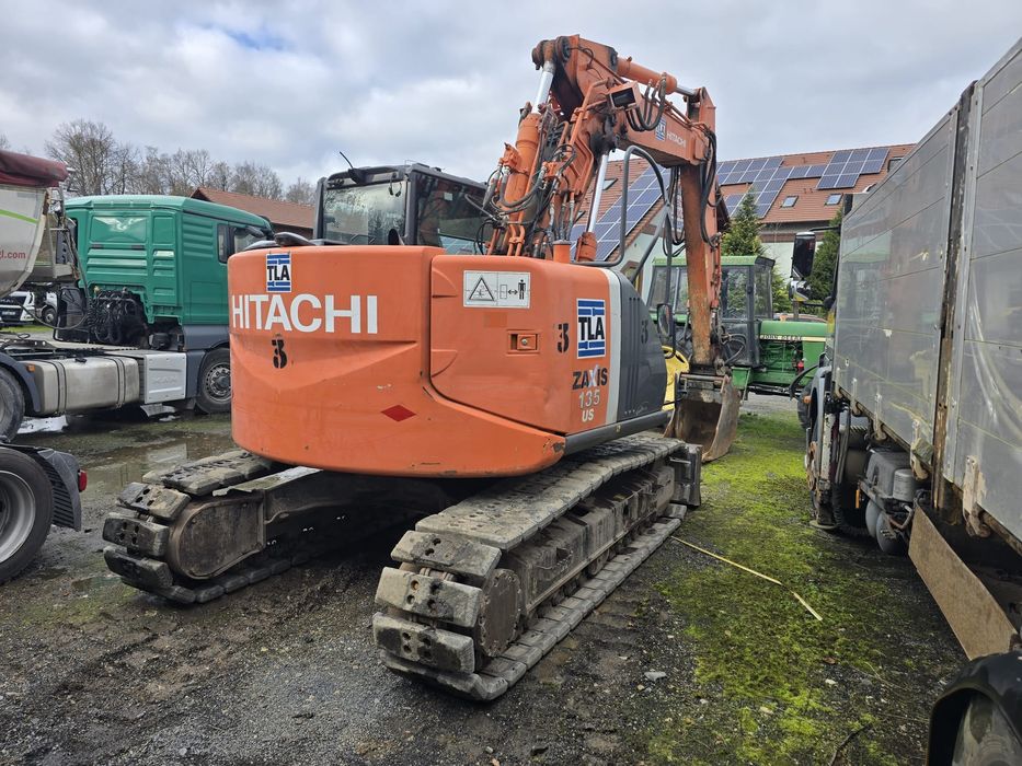 Roboty ziemne, równanie terenów, prace niwelacyjne, utwardzanie placów