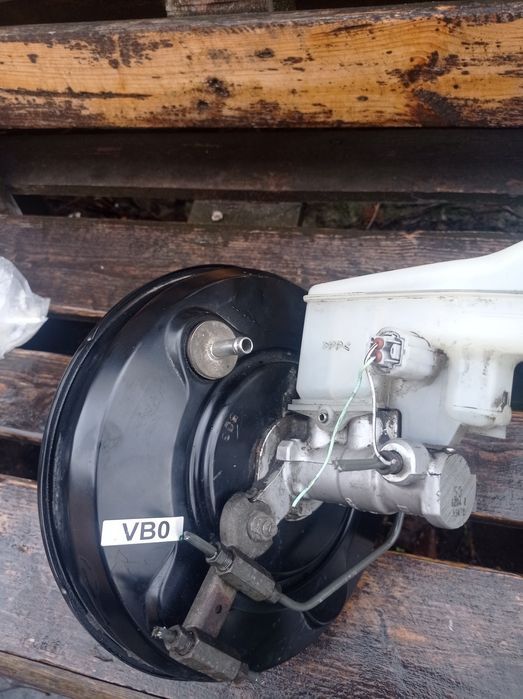 Вакум, робочий циліндр, бачок