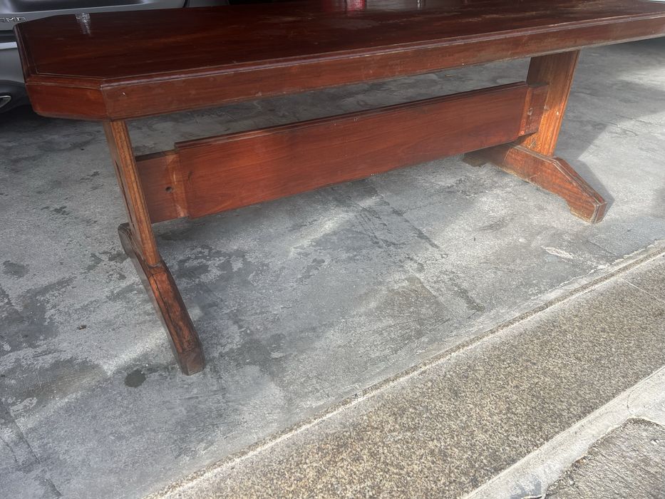 Mesa de madeira maciça - 2,06x0,89x0,81