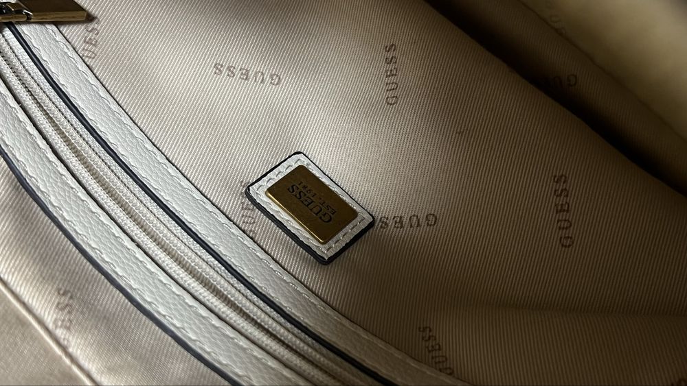 Сумка жіноча Guess