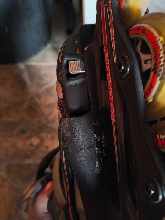 Patins em linha Rollerblade – como novos, tamanho ajustável 32–37