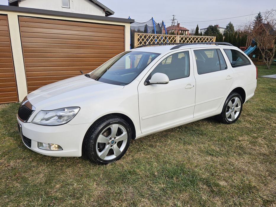 Wynajem wypozyczalnia aut 5,7,9- osobowych