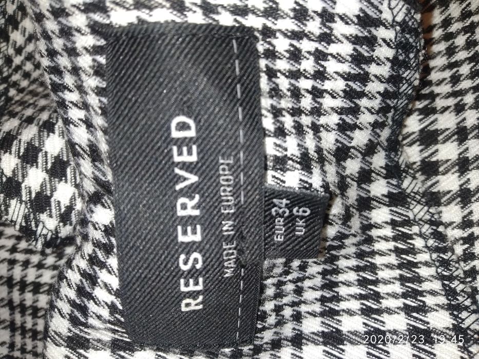 Sukienka Reserved 34