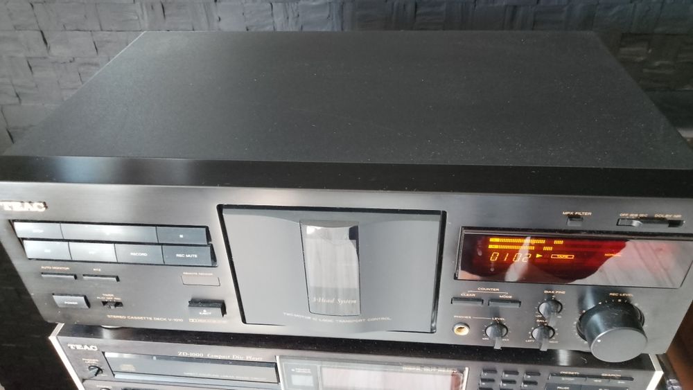 Magnetofon 3 glowicowy Teac V1010