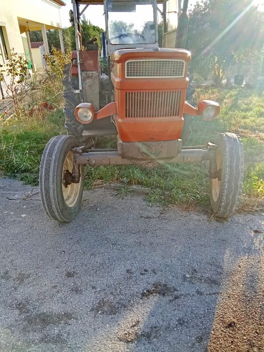 Tratores FIAT e DEUTZ