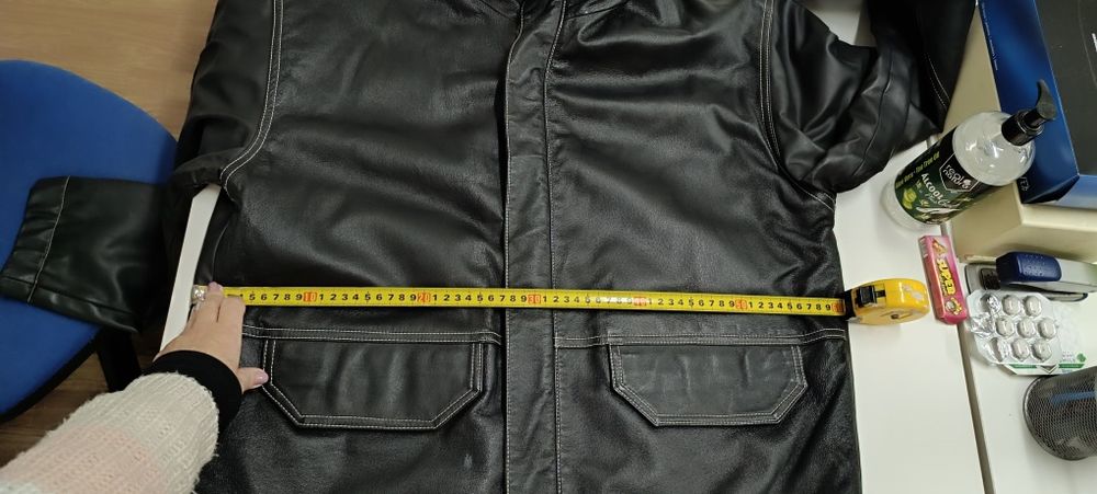 Casaco preto tamanho 50