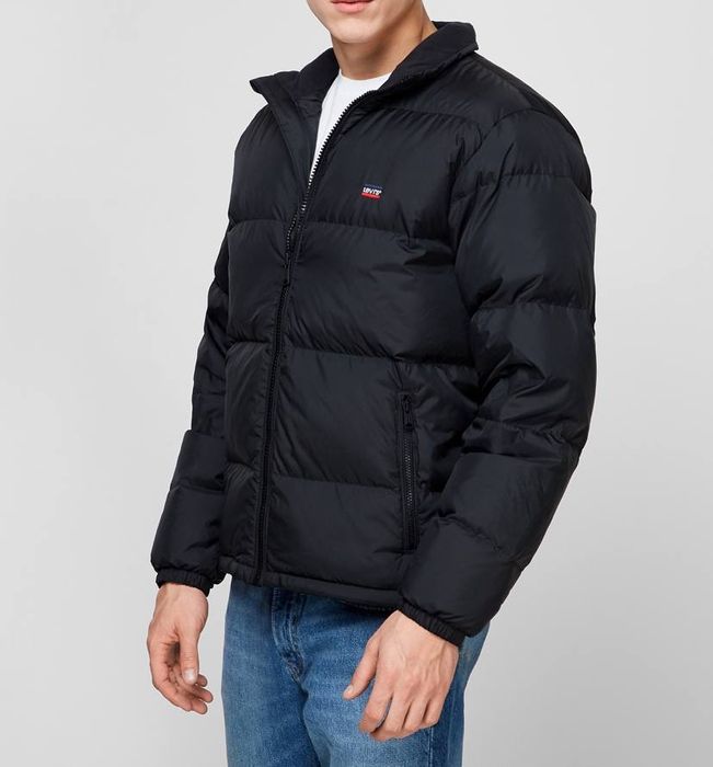 зимова куртка levis