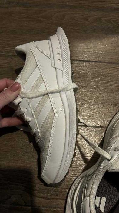 Кросівки adidas