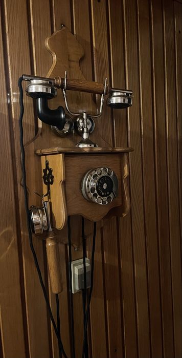 Telefon wiszący retro Baron