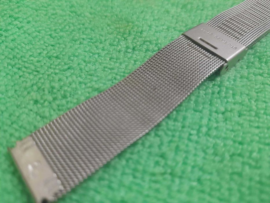 Pulseira de relógio em malha inox