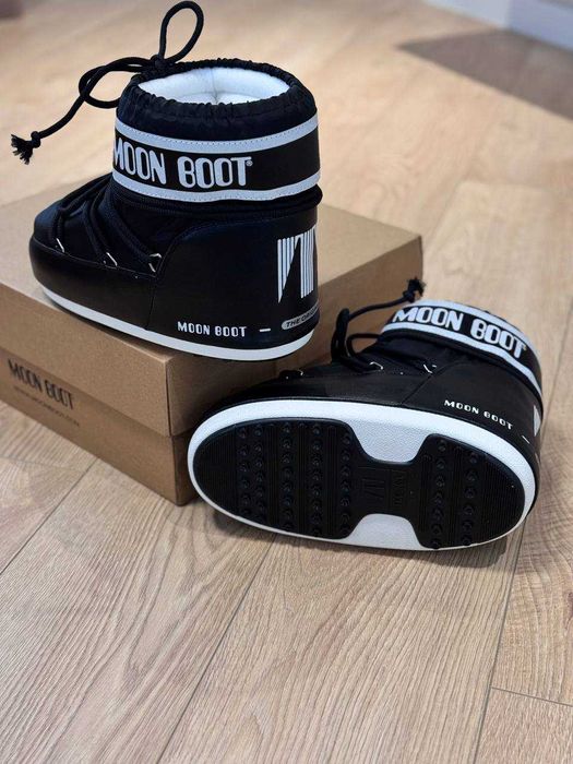 MOON BOOT ICON NYLON / Мунбутси Снігоходи Снегоходы Дутики білі чорні