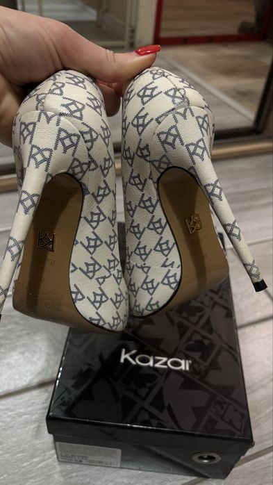 Sprzedam buty firmy Kazar ze skóry naturalnej Ubrane raz jak nowe