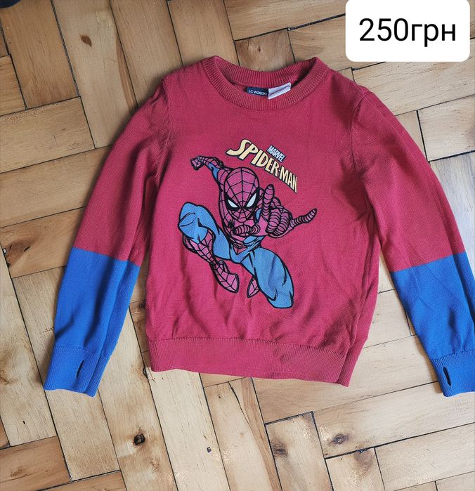 Продам одяг для хлопчика-супергероя