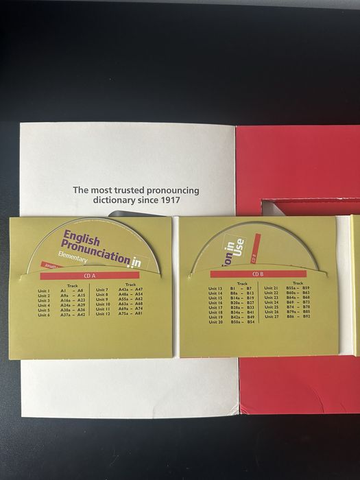 English Pronunciation in Use Elementary + 5CD