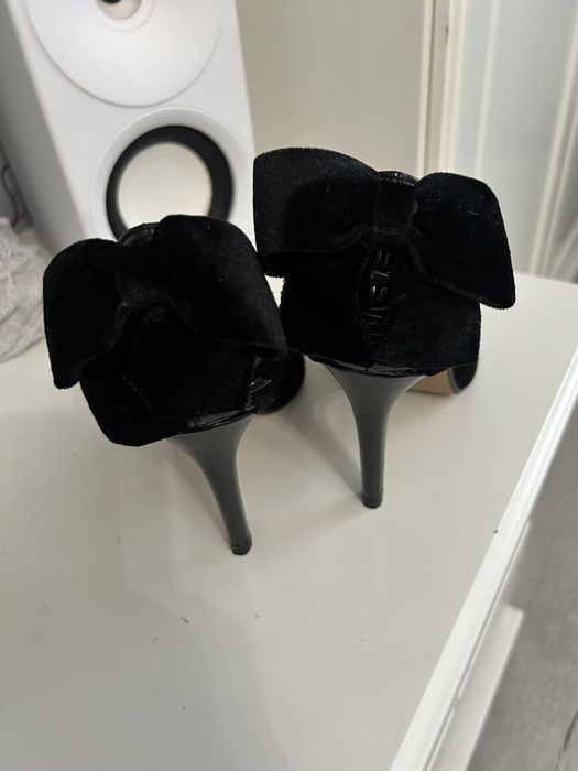 Head over heels nowe szpilki 36