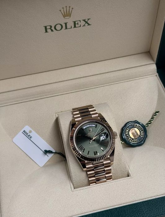 Rolex Day-Date 40mm Olive 228235