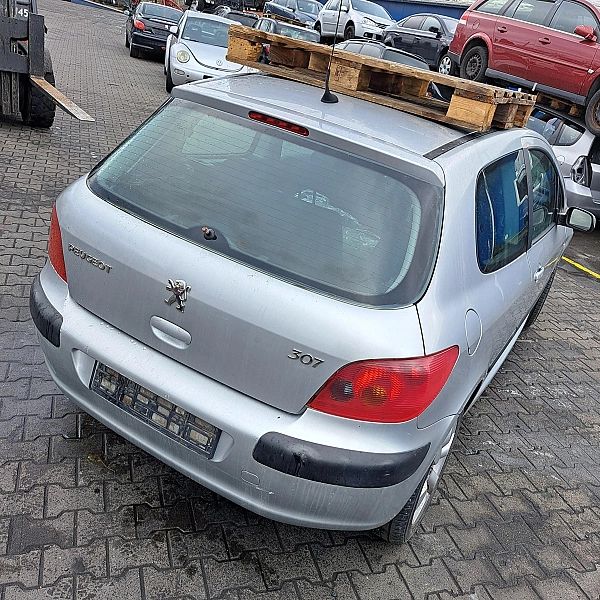 PEUGEOT 307/3D HB 1.6/16v NFU EZRC Części