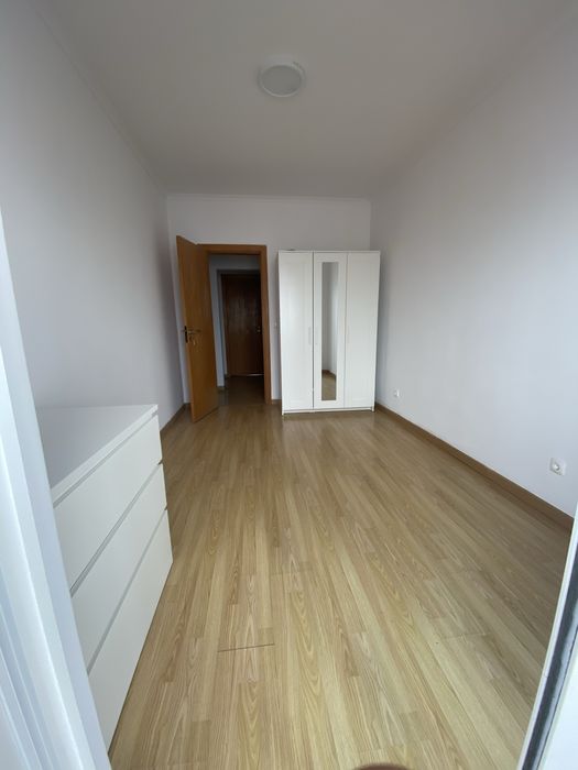 Aluga-se quarto cacem 3 disponiveis (1 pessoa por quarto)