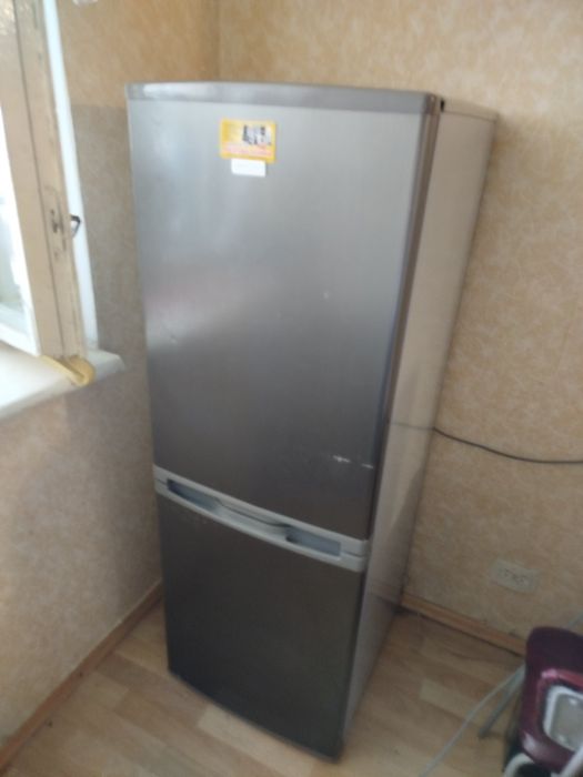 Холодильник MPM Німецький Терміново