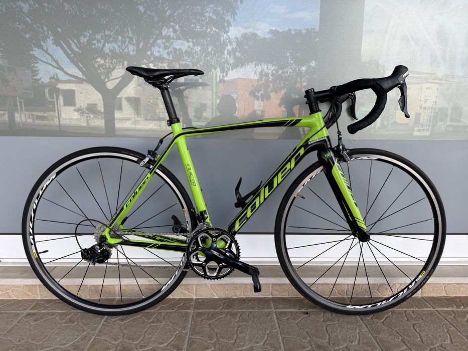 Bicicleta de estrada em carbono - 11v - Mavic