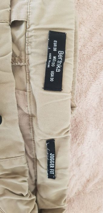 Брюки/штани/чіноси Bershka 38