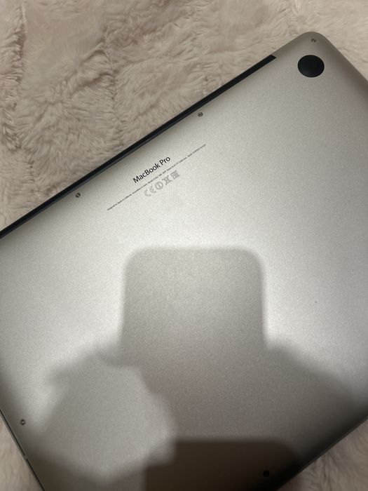 Macbook pro 13 catalina