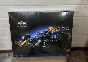 Гоночний Болід Формула-1 Oracle Red Bull Racing код 1041