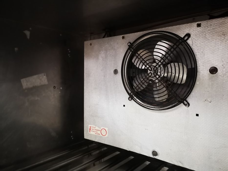 Armário frigorífico restauração