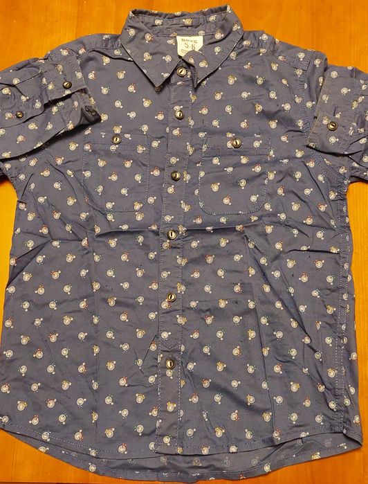 Boy's Shirt for Ages 5/6 – Lefties
